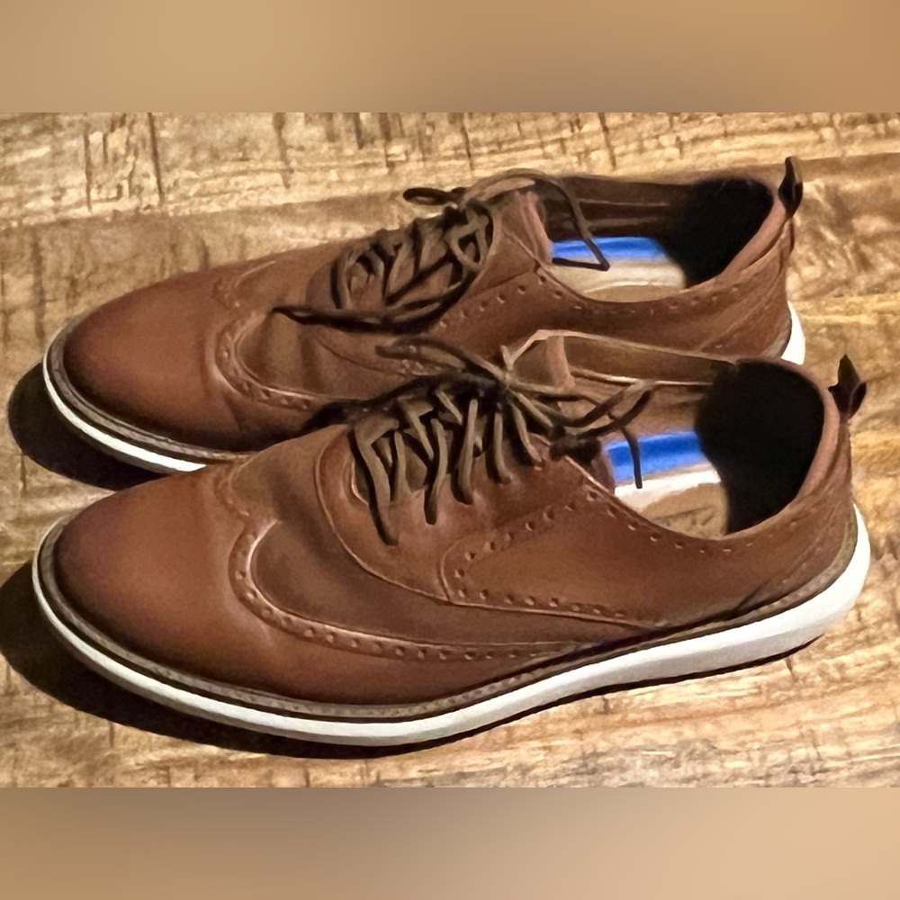 Clarks Mens Brantin Wing Brown Leather Casual Oxford Sneaker Shoes Sz 10 M